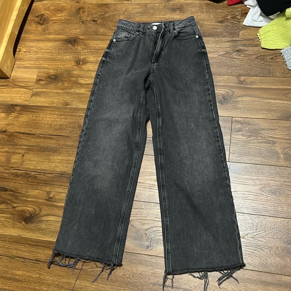 grey jeans